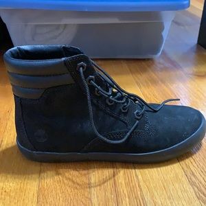 Black Timberland mid sneakers